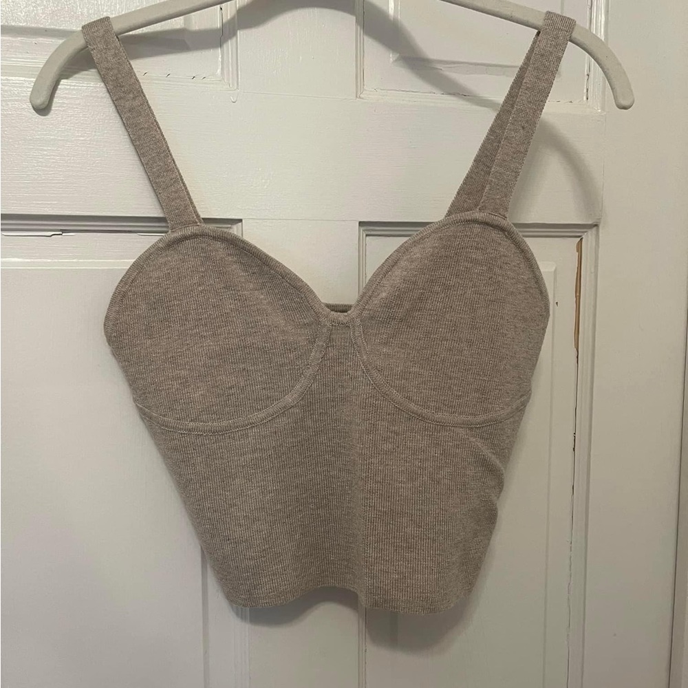 H&M new with tags cropped sweater tank